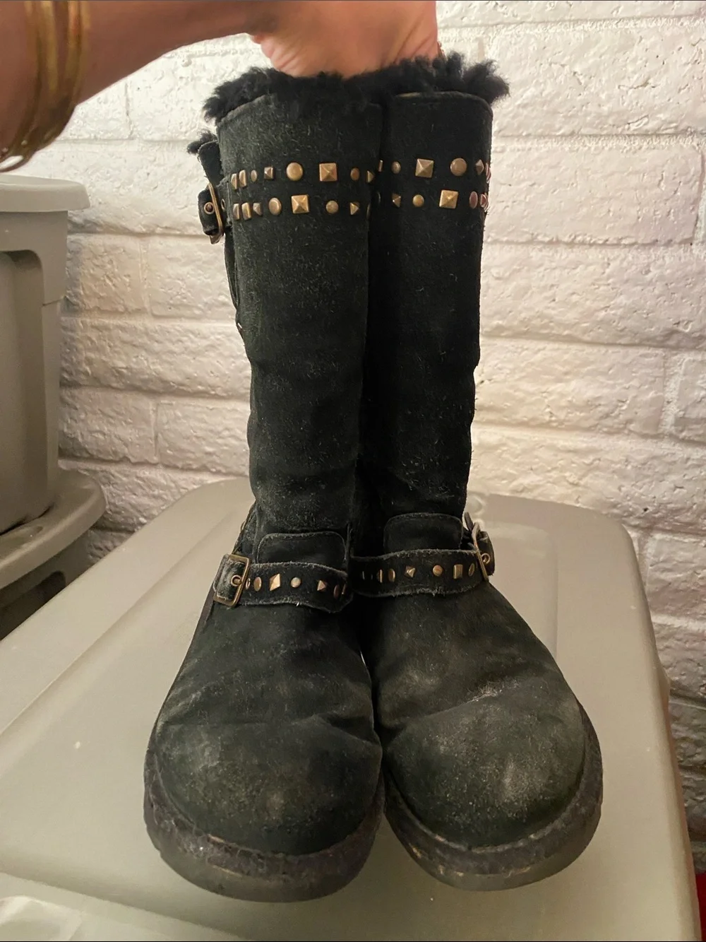 🖤 Rare Vintage Sheep Skin UGGS Black Suede Studded with Buckles